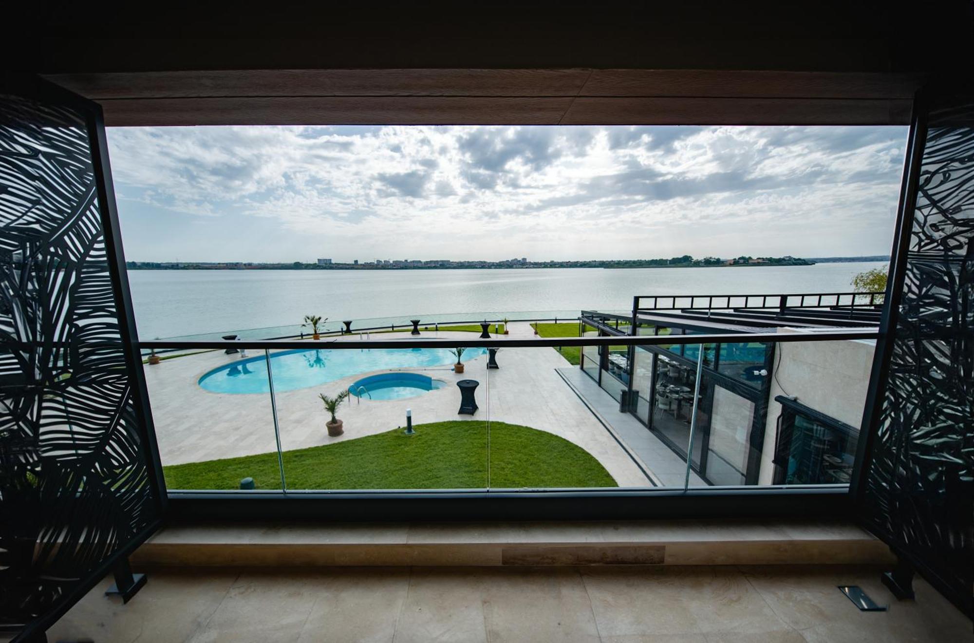 Belinda Hotel Mamaia Adults Only Exterior photo