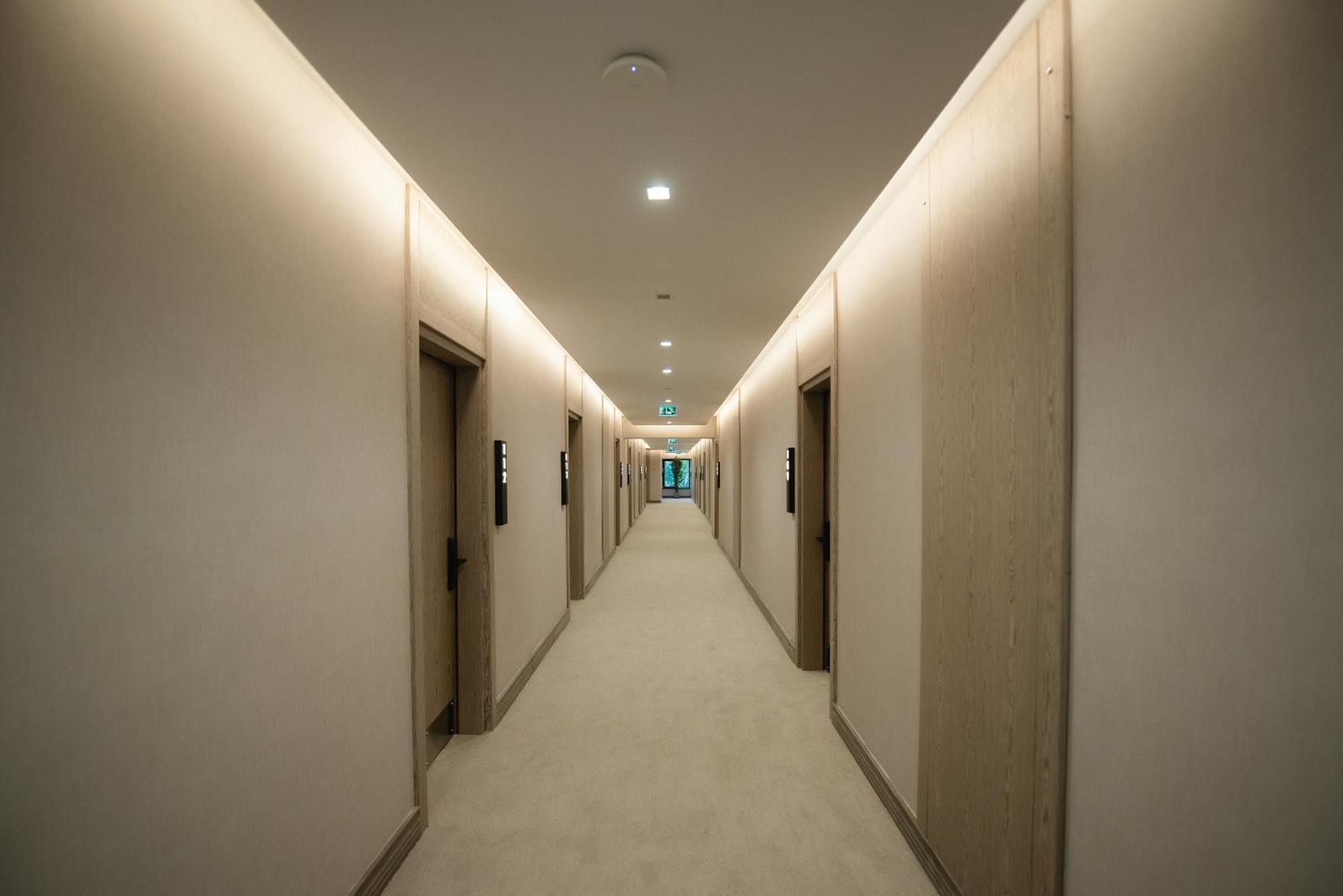 Belinda Hotel Mamaia Adults Only Exterior photo